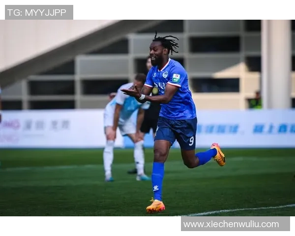 张军独家分享足球心得与技巧助你提升球技的秘诀与经验