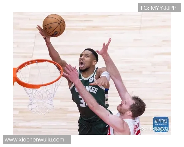 雄鹿与猛龙激战三场全场精彩录像回顾与分析 雄鹿与猛龙激战三场全场精彩录像回顾与分析